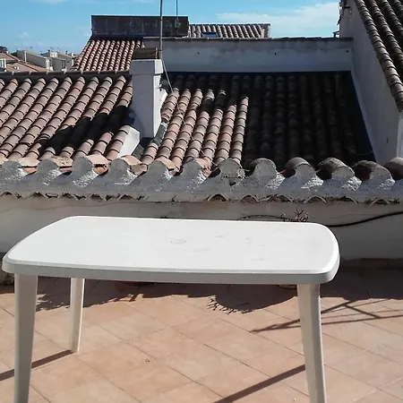 Daire House With 3 Bedrooms In Saintes-maries-de-la-mer, With Furnished Terr *